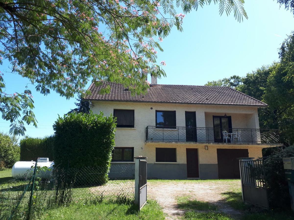 Location De Vacances A Gourdon En Bouriane 외부 사진