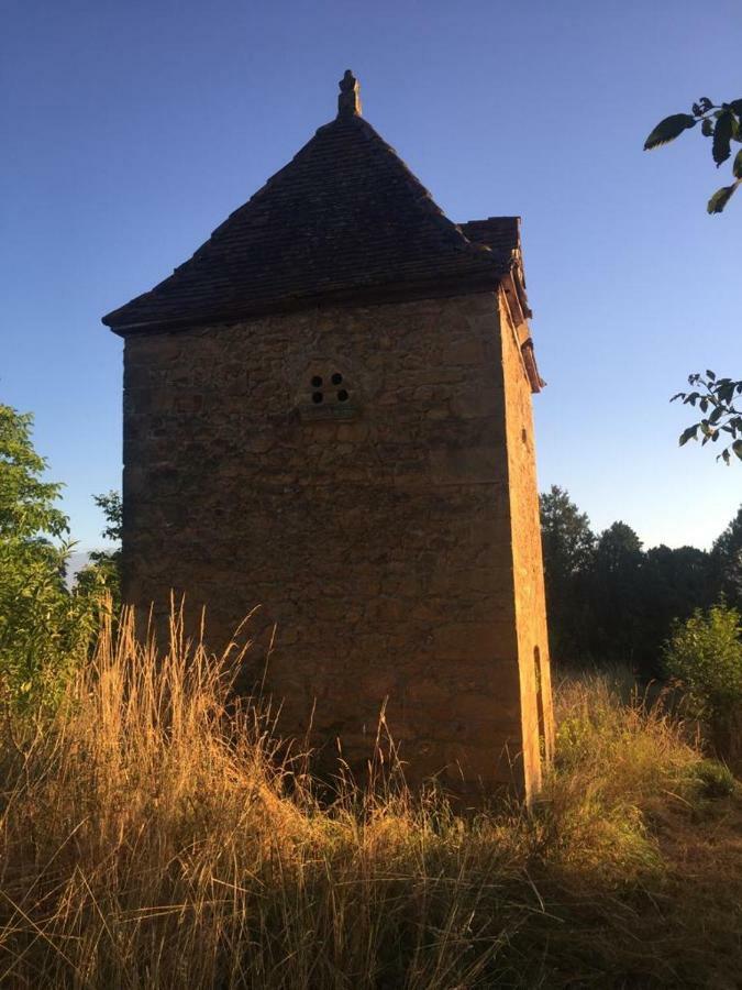 Location De Vacances A Gourdon En Bouriane 외부 사진